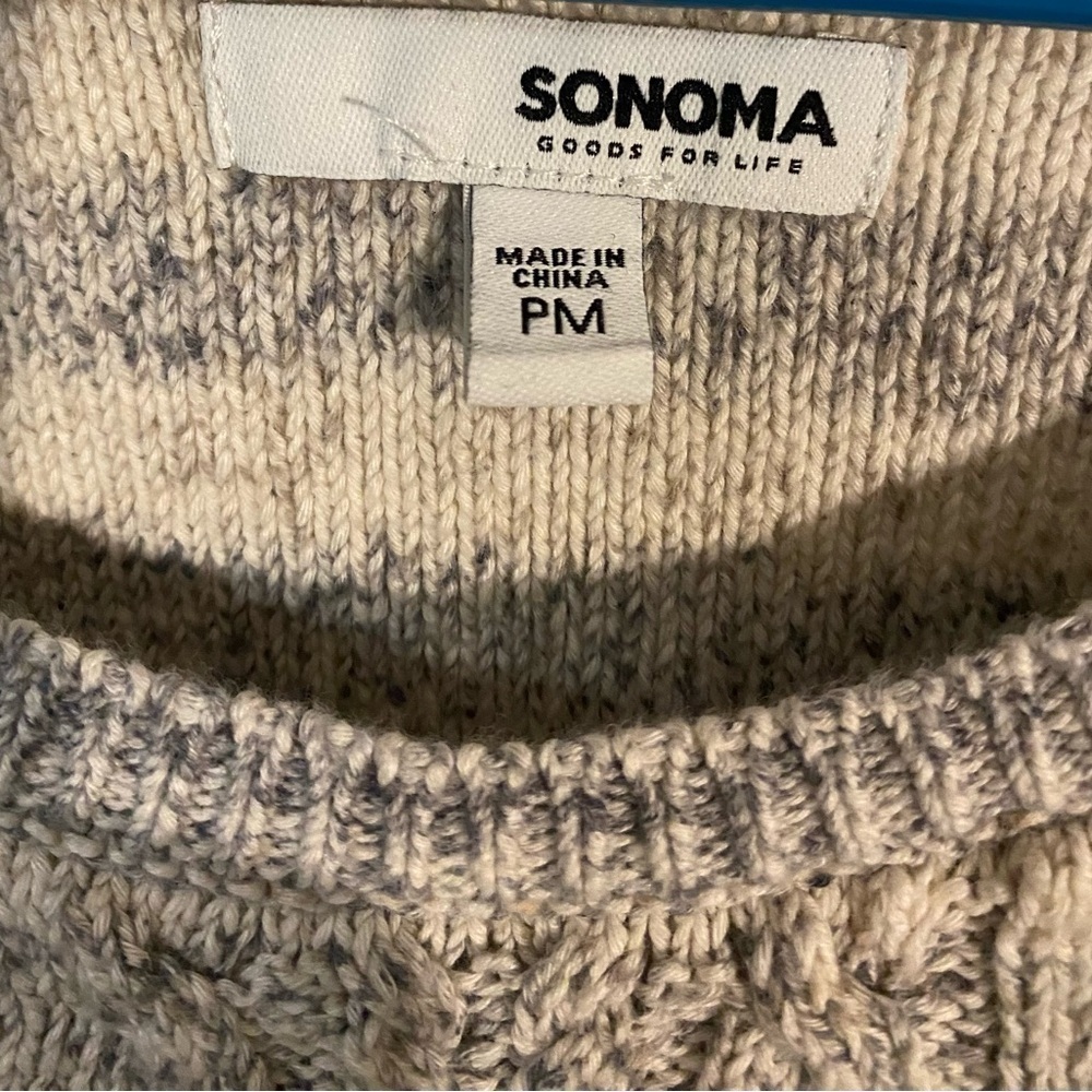 Sweater - Picture 3 of 3